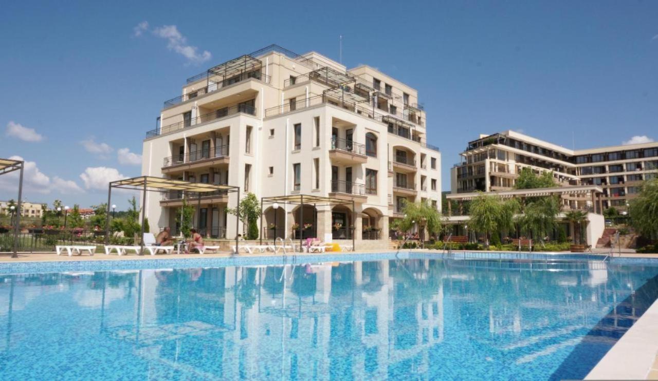 Charming Studio In Sorrento Sole Mare Sveti Vlas Exteriör bild