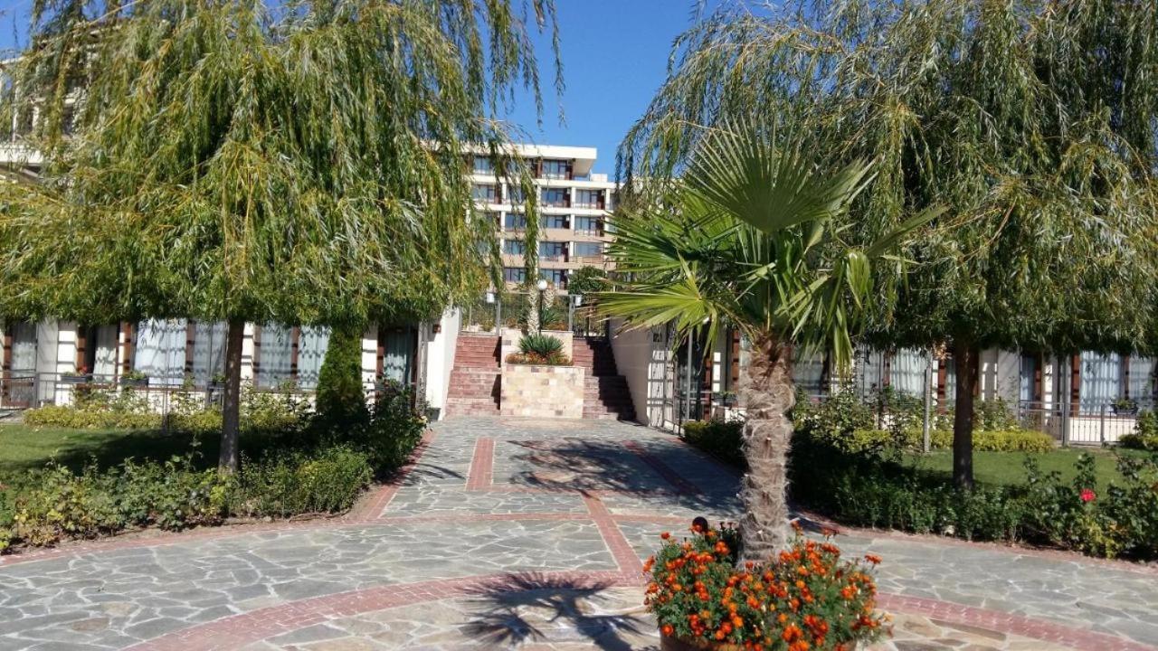 Charming Studio In Sorrento Sole Mare Sveti Vlas Exteriör bild